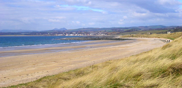 Largo Bay by Sandy Gemmill on Geograph